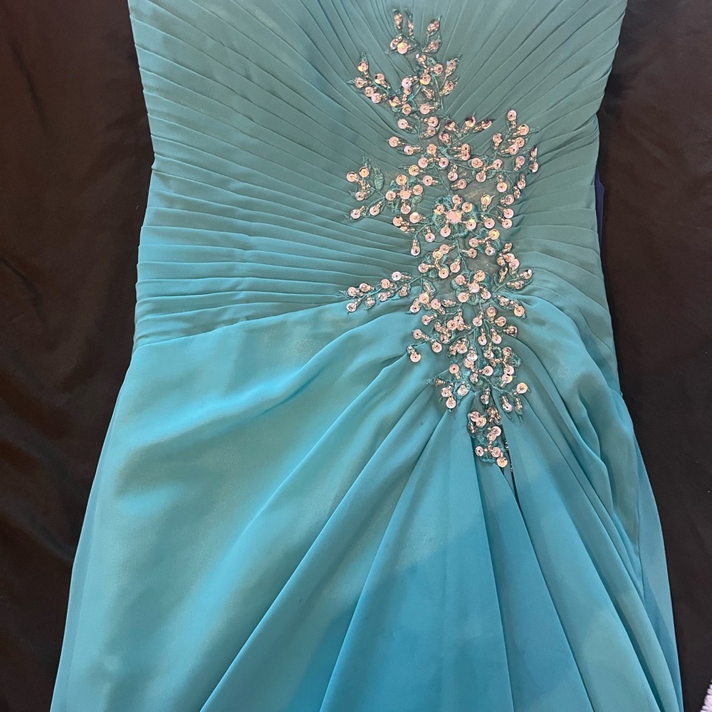Elegant Blue Strapless Dress with Embellishments